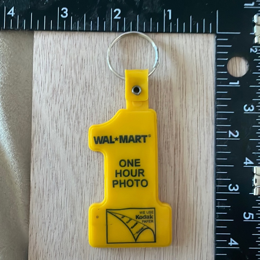 1996 Walmart Kodak One Hour Photo Key Chain